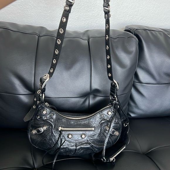 Balenciaga Le Cagole size S - Picture 1 of 16